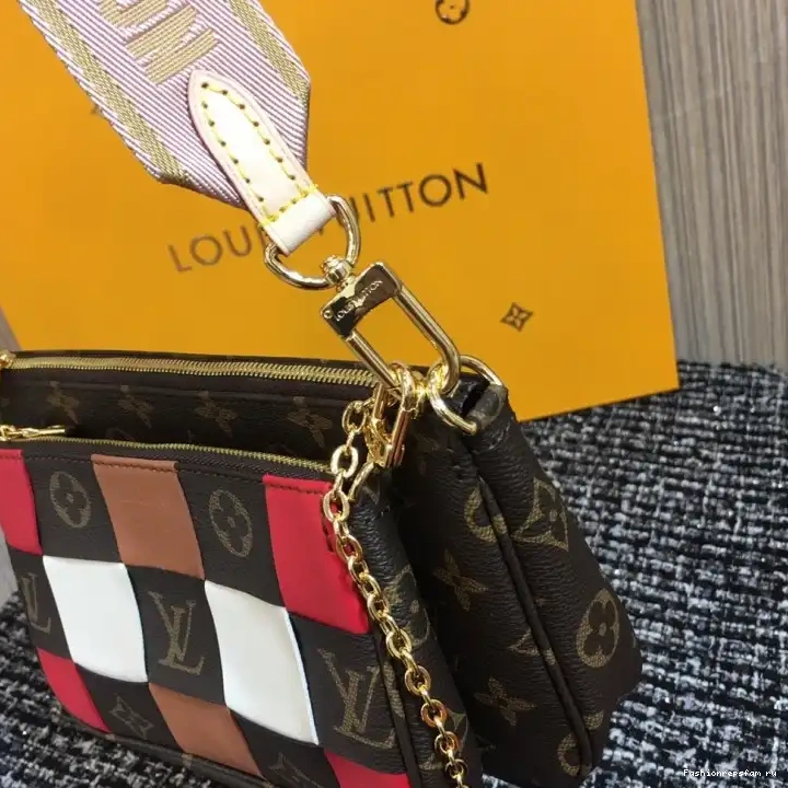 Fashionreps 20B570030 Bags LV 0608